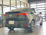 BMWのメカニックによる、100項目の納車前点検エンジン、ミッション、マフラー、電気系統やコンピュータなどを詳細に点検します。交換基準の部品があれば、純正部品を使用し整備した後にお客様にお渡しします。