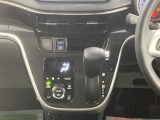 店内では季節で変わるダイハツオリジナルの美味しいスイーツとドリンクでおもてなしいたします。