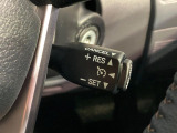 【クルーズコントロール】高速道路もラクラク走行。アクセルを離しても一定速度で走行ができ、長距離運転時の負担を軽減!加速・減速も簡単なスイッチ操作で調整できます。