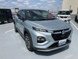 愛車を大切に乗って頂くために、ボディコーディングの施工をお勧めしております。輝くクルマになり日頃の手入れも簡単です。メンテナンスキット・施工証明書付きます。
