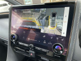 車を上から見たような映像を表示するパノラミックビューモニターで駐車も安心です☆