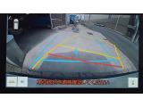バックガイドモニターで、後方を確認しながら安心して駐車することができます。運転初心者も熟練者も必須の機能ですよ!