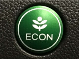 ★ECONスイッチ★ エコドライブを加速しよう!スイッチをONにすると、運転の仕方によるロスを抑え込み燃費をよくするようクルマが頑張ります(*^ー^*)燃費向上にチャレンジ♪