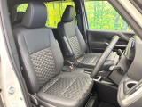 運転席シート廻りは使用感も少なく、良好な状態となっています。丁寧に使われていたことがよくわかりますね。
