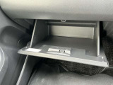 大容量グローブボックス