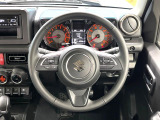 【ステアリングスイッチ】運転中、前方から目線をそらすことなく、オーディオ等の操作が可能な便利機能!安心&快適なドライブを演出してくれます♪
