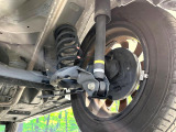お車を安心してお乗りいただく為には、足回りの定期点検が欠かせません。サービスサポート(有償保証)では無料点検もご提供しており、安心のカーライフをお過ごしいただけるサポート体制が整っています。