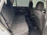 後席もゆったりとご乗車いただけます。