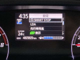 車線からのはみ出しをお知らせするレーンディパーチャーアラートを搭載しています。