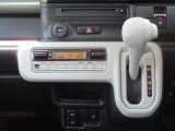 設定した温度に自動調整【オートエアコン】★車内を快適に保ちます♪足元すっきりの【インパネシフト】!