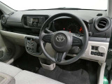 見通しのよいすっきりとした視界で、誰でも運転しやすいです。運転のしやすさは疲れにくさにも繋がりますよ♪