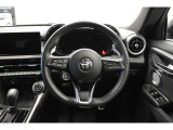 アダプティブクルーズコントロール・レーンデパーチャーウォーニング・ブラインドスポットモニターを標準装備。