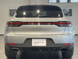 厳しいポルシェ認定中古車品質基準をクリアした車両のみを展示、販売しております。 納車後の保証内容もポルシェ認定中古車ならではの内容となっております。