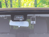 【スズキ セーフティサポート】走行中に前方の車両等を認識し、衝突しそうな時は警報とブレーキで衝突回避と被害軽減をアシスト。より安全にドライブをお楽しみいただけます。