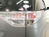 LEDテールライトです。省電力、高輝度のLEDは明るく照らすので夜間運転時の視認性を高めます。スタイリッシュな見た目で細かいところもこだわりたいあなたに!