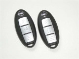 【スマートキー】簡単便利機能♪キーを取り出さずにドアを施錠&解錠。クルマの始動も可能です。