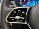 メモリー付きパワーシートが装備されている車両はシートの位置・ドアミラーの角度・ハンドルの位置を3名まで記憶出来ます。