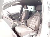 清潔で広々した座席です!是非、現車を見て体感してみてください。