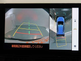 パノラミックビューモニター付きです。車両を上から見たような映像をディスプレイオーディオ画面に表示。運転席からの目視だけでは見にくい、車両周辺の状況をリアルタイムでしっかり確認できます。