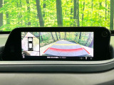 【360&deg;ビューモニター】専用のカメラにより、上から見下ろしたような視点で360度クルマの周囲を確認することができます☆死角部分も確認しやすく、狭い場所での切り返しや駐車もスムーズに行えます。