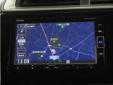 純正ベーシックインターナビ(VXM-184VFi)&バックカメラが装備されているので、普段の使い勝手もロングドライブも快適です。