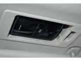 運転席サンバイザー裏側にスマートインETC付き。セットアップもお任せください。
