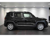 台形ホイールアーチもJeepの伝統の一つです。