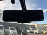 ルームミラーをミラーモード、モニターモードに切り替えができるスマートルームミラーとなります!アラウンドビューモニターの表示といった機能もあり、より周囲の確認がしやすくなる装備となっております。