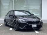 BMW Card (Visa)とBMW Diners Cardの2種類をご用意しております。充実のポイントプログラムや多様なサービスの他にカード契約期間中はBMWエマージェンシー・サービスが24時間365日ご利用いただけます。