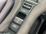 シフトレバーは扱いやすい位置に配置されてます。安全運転でお出掛けください。