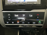 オートエアコン付きです!お好みの温度をセットするだけでエアコンの風量などを自動でコントロール。快適な車内でお過ごしいただけます。