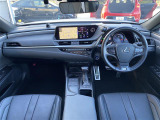 ES 300h Fスポーツ 本革シート サンルーフ