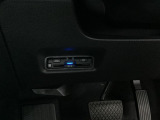 ETC付いてます。ETCが使用可能な道路通行料はキャッシュレスでスマートに走行できます。再セットアップして納車致します