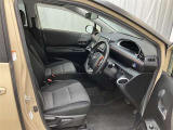 見通しのよいすっきりとした視界で、誰でも運転しやすいです。運転のしやすさは疲れにくさにも繋がりますよ♪