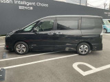 納車前には当社整備工場にて、日産整備士が、車検整備を実施。安心してお乗り頂けますようお渡しさせていただきます。