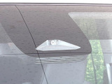 【プリクラッシュセーフティ】前方の車両等を検知し、衝突しそうな時は警報で注意を促し、ブレーキを踏む力をサポート。ブレーキを踏めなかった場合は衝突被害軽減ブレーキが作動、衝突回避をサポートします。
