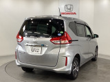【Honda認定中古車 U-Select】 は3つの安心をお約束します。 1 Hondaのプロが整備した安心。 2 第三者機関がチェックした安心。 3 購入後もHondaが保証する安心。