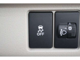 VSA(Vehicle Stability Assist)が装備!!VSAはコーナリング時の横滑りを抑制する機能と車両の急激な挙動変化を抑える機能で、安定した走行を実現していいます!!