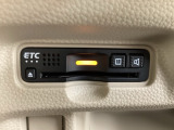 ETCが付いてます。ETC搭載車しか通過できないスマートICが利用できるようになりますよ!現在スマートICの設置箇所も増えてきているので、高速道路利用の幅が広がりますね☆