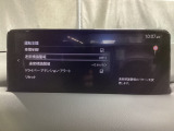 フォワードセンシングカメラで認識した交通標識をディスプレイに表示し、交通標識の見落とし防止を図り、安全運転を支援します。