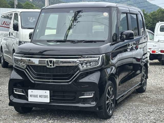 ホンダ N-BOXカスタム 