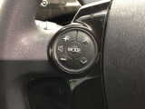 【ステアリングスイッチ】左です。ハンドルから手を離さず、運転に集中したまま手元でオーディオ操作等ができます。