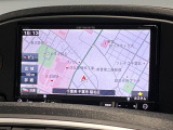 ●ナビ:一体感のあるナビは、高級感ある車内を演出してくれます。オーディオ機能も充実しておりますので、運転もより楽しめます♪