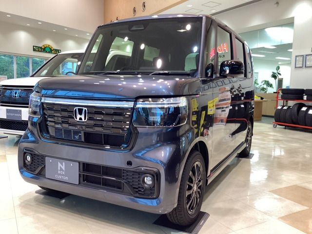 N-BOXカスタム ブラック スタイル