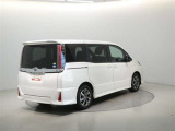 走りにこだわりながら収納力も持ち合わせたお車です。荷物を載せて軽快なドライブを楽しめますよ♪