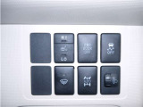 運転席シートヒーター/VSC OFF/フロントガラス熱線/4WDオートモード/ヘッドライド光軸調整