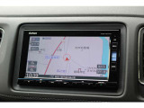 ナビはホンダ純正VXM-165VFi。フルセグTVやDVDも視聴出来ます。Bluetooth接続をすれば音楽再生のみならずスマートフォンならばハンズフリー通話も可能です。