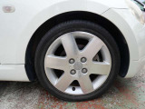 乗用車はもちろんのこと軽トラックも多数取り揃えております。高品質/低価格の軽トラックをお探しなら是非当店へ!!