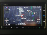 ホンダ純正ナビなのでダッシュボードにスッキリと収まっています。ナビの案内があれば土地勘の無い所でも道に迷わず安心!見知らぬ土地へのドライブも一層楽しくなります!