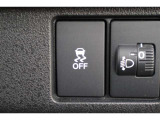 VSA(Vehicle Stability Assist)が装備!!VSAはコーナリング時の横滑りを抑制する機能と車両の急激な挙動変化を抑える機能で、安定した走行を実現していいます!!